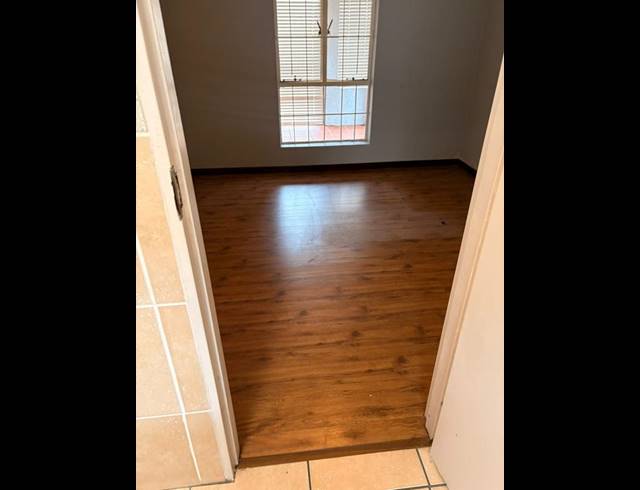 1 BEDROOM PROPERTY TO RENT IN RANDHART